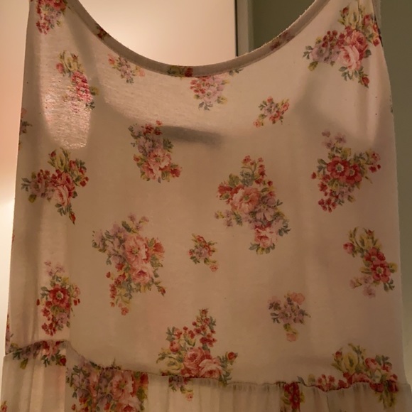Brandy Melville Nora Dress in Cream Floral - Picture 3 of 6